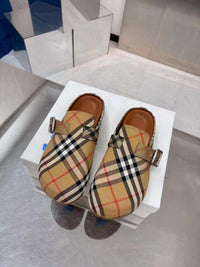 Urchin Clogs