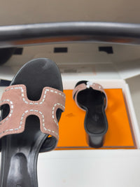 Oasis Sandals