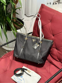 Tessuto Tote Bag