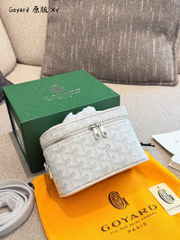 Muse Mini Vanity Case