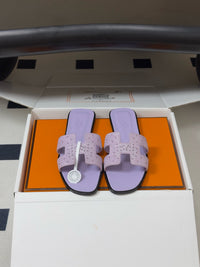 Oasis Sandal
