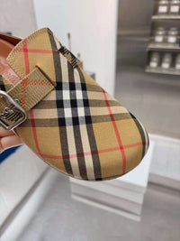 Urchin Clogs