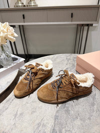 Gymnasium Suede Sneakers