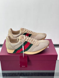 Tempo Sneakers