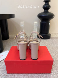 VLogo Signature Platform Sandals