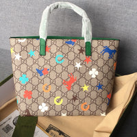 Supreme Tote
