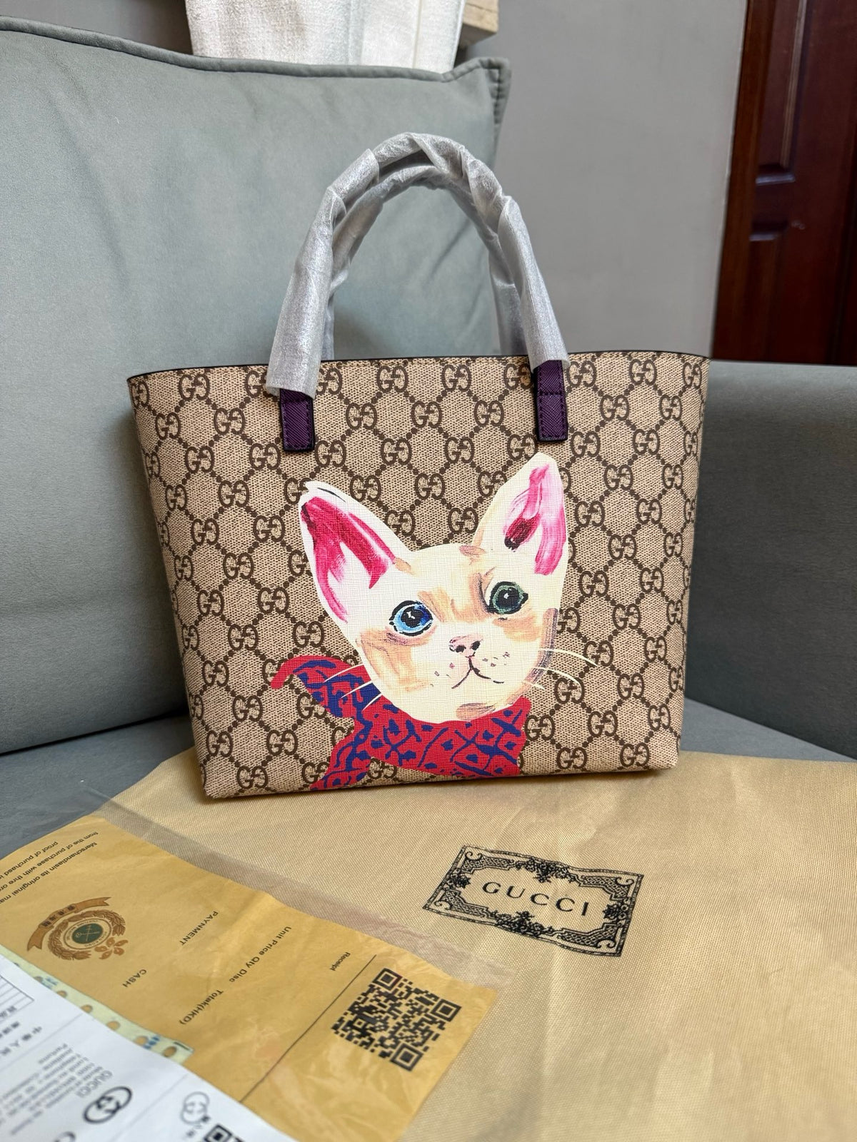 Supreme Tote