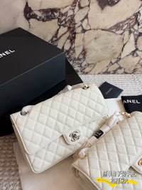 Classic Flap Bag Caviar Leather