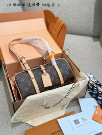 Hang On Bag