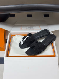 Oasis Sandals