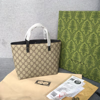 Supreme Tote