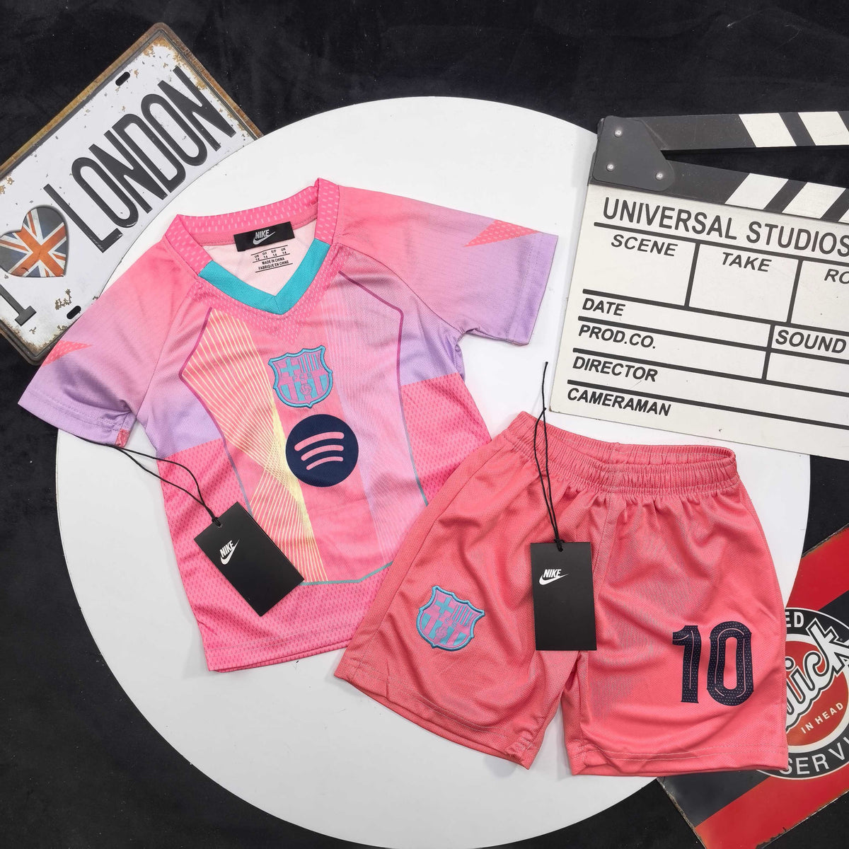 Barcelona Lamine Yamal No.10 Pink Football Kit