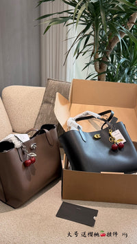 Willow Tote Bag