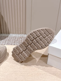 Low Top Sneakers