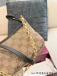 Gossip Small Shoulder Bag