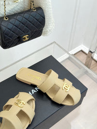 26M Leather Mules