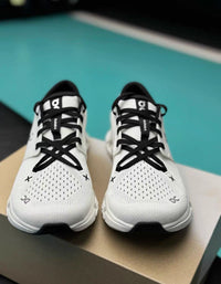 Cloud X 4 Trainers