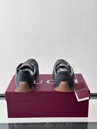 Tempo Sneakers