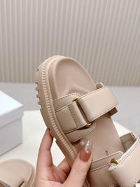 Dioract Sandals