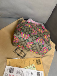 Supreme Tote