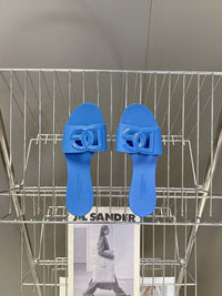 DG Cutout Slides