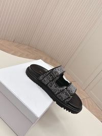 Dioract Sandals
