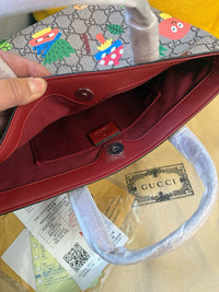 Supreme Tote