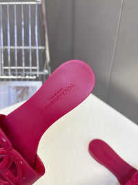 DG Cutout Slides