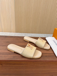 Capri Flat Mules