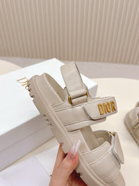 Dioract Sandals