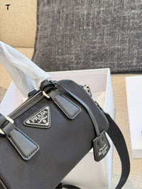 Re-Edition 2005 Nylon Bag