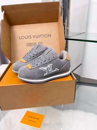 26S Logo Trainers