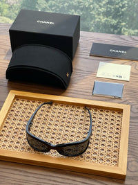 CH73761 Shield Sunglasses