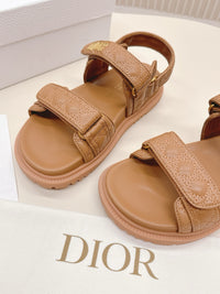 Dioract Sandals