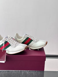 Tempo Sneakers