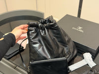 22 Tote Calfskin