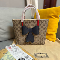 Supreme Tote