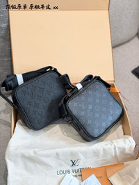 Getaway Messenger Bag