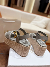 Dentelle Wedge Sandals