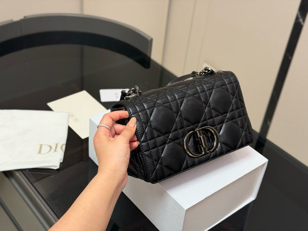Caro Flap Bag