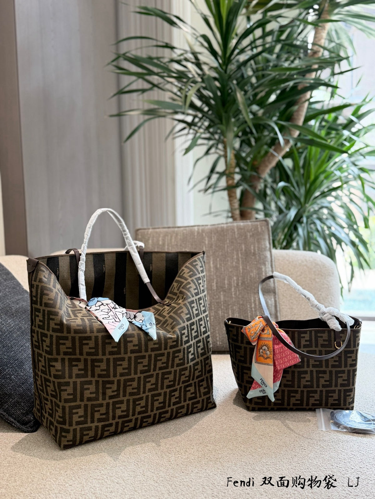Roll Tote Bag