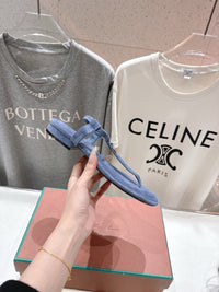 Mindil Suede Sandals