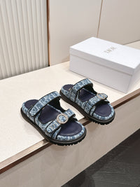 Dioract Sandals