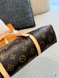 Squire East West Bag