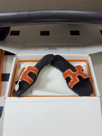 Oasis Sandal