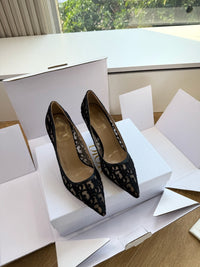 Adiorable Pumps