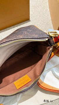 Monogram Dust Pochette Accessoires