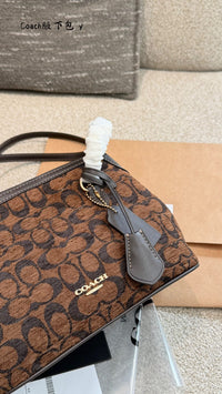 Elise Shoulder Bag