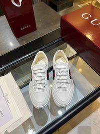 Stretch Low Top Trainers