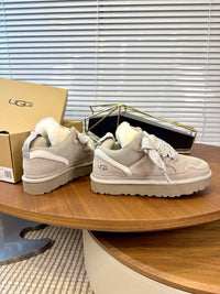 Lowmel Sneakers